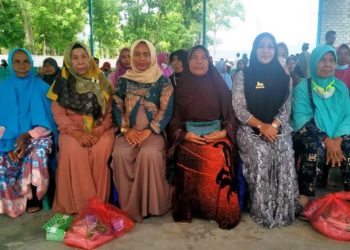 Sholawat Diba’i Menggema Pada Maulid Nabi di STKIP YAPIS Dompu