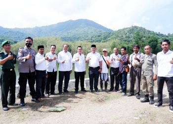 15.000 Bibit Ikan Tawar Ditebar di La Nangga