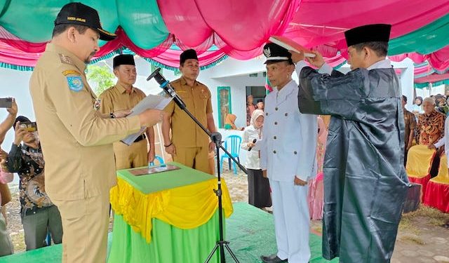 Pesan Bupati H. Kader Jaelani Pada Kades Jala Yang Dilantik