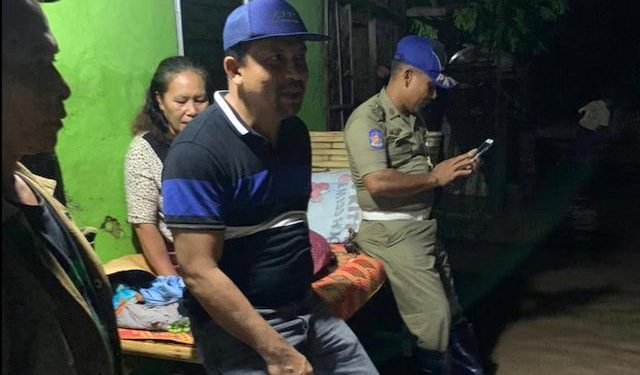 Banjir Melanda Pemukiman, Bupati Instruksikan Dikes Beri Pelayanan Kesehatan