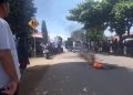 Warga Pajo Tutup Jalan,  Tuntut Realisasi Janji PT STM