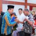 Bupati H. Kader Jaelani Bagikan BLT Untuk Warga Kurang Mampu