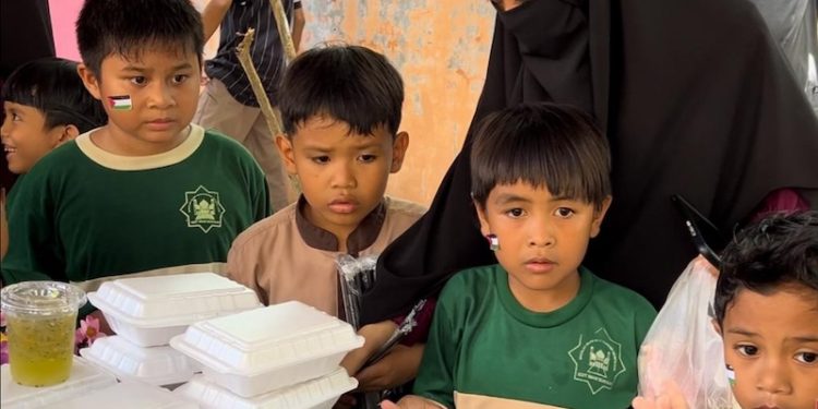 SIT IB Adakan Cooking Day, Rp 79 Juta Dikirim Untuk Palestina