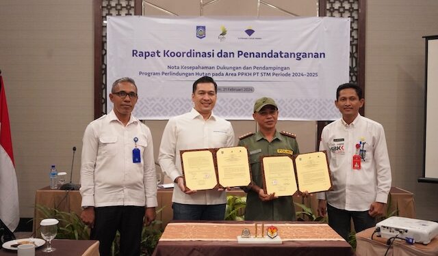 Siap Lindungi Hutan, PT STM dan DLHK NTB Teken MoU