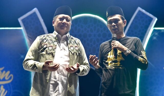 Gubernur NTB Beli Baju UAS Seharga Rp 30 Juta