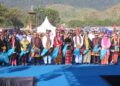 Wisman di Lakey Tunggu Tarian Massal Ou Balumba