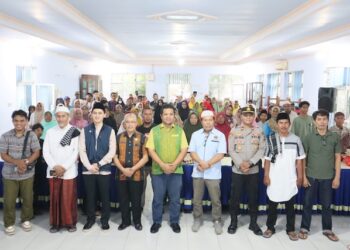 Kolaborasi dengan STM, PWI Dompu Santuni Anak Yatim dan Kaum Dhuafa