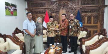 Mendikdasmen Terima Audiensi Bank NTB Syariah, Bahas Penguatan Layanan Keuangan ASN Pendidikan